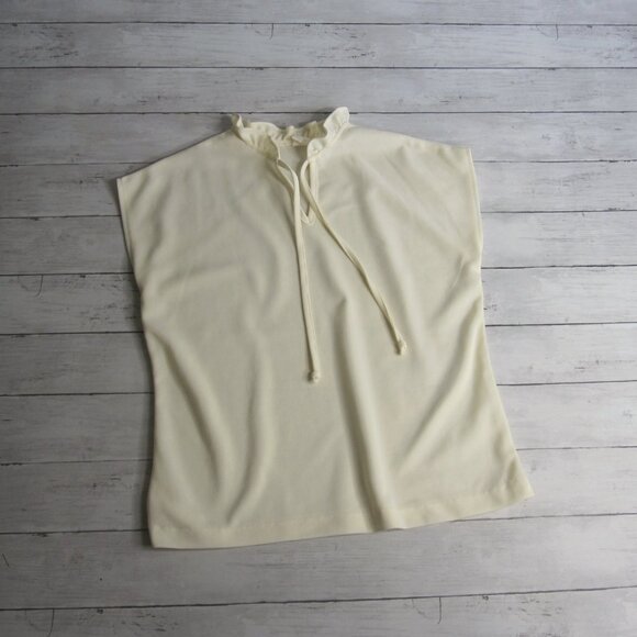 Vintage Women's Sleeveless Blouse Top Size 14 L MCM Ivory Ruffle Tie - Picture 1 of 4